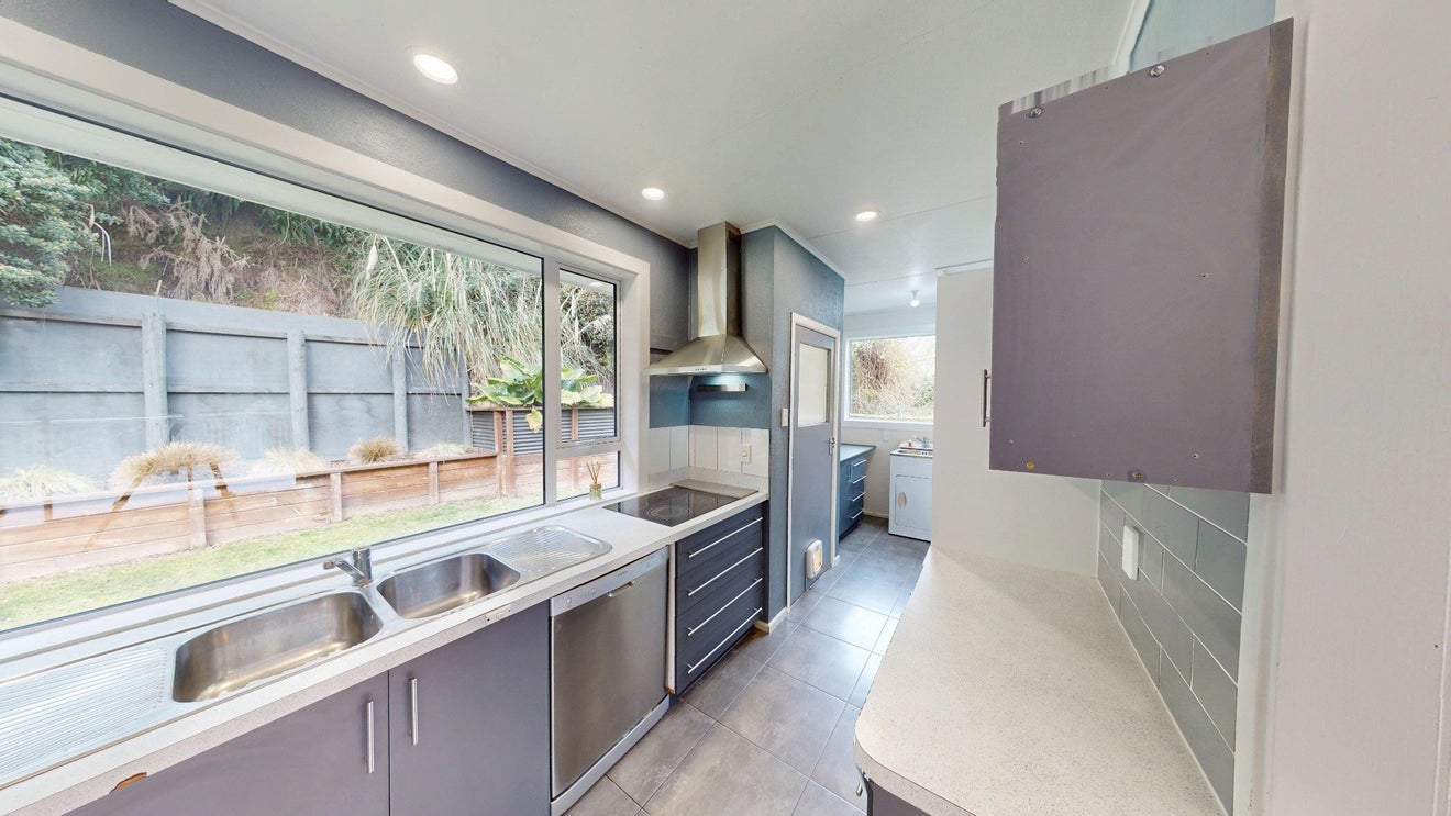18 Mount View Road, Bastia Hill, Whanganui - Carousel 2