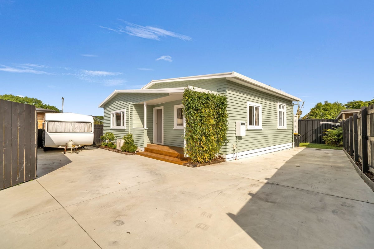 54B Paine Street, Judea, Tauranga - Carousel 1