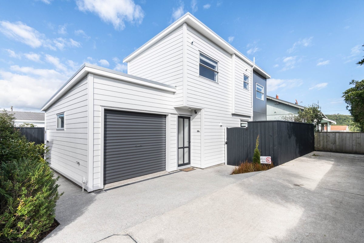 24B Main Road, Titahi Bay, Porirua - Carousel 2