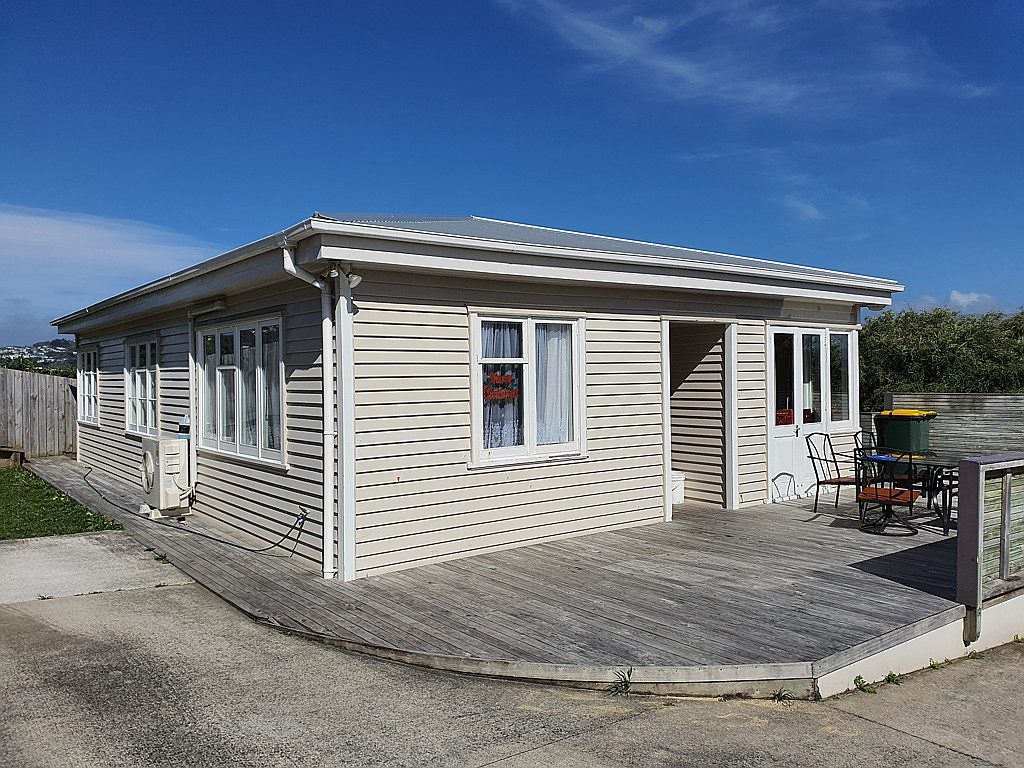 73A Waiuta Street, Titahi Bay, Porirua, Wellington - Carousel 1