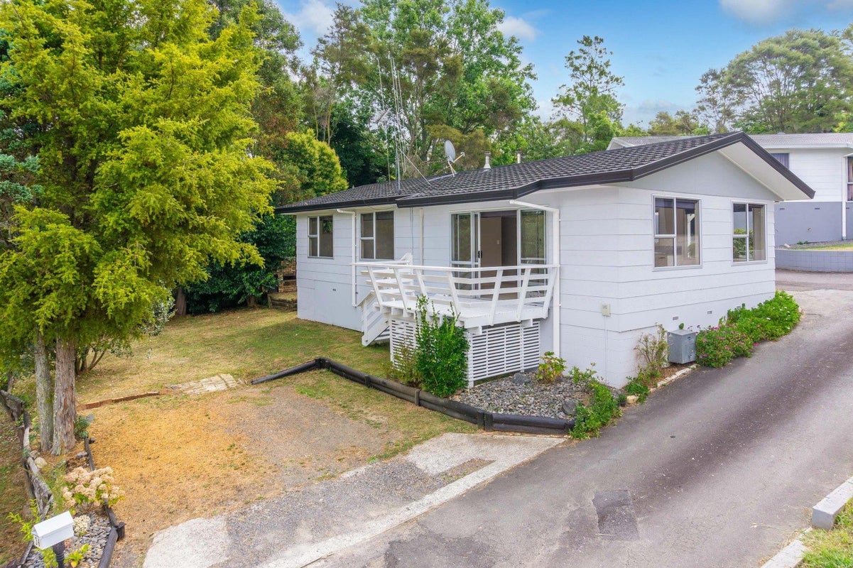 36 Rothesay Place, Dinsdale, Hamilton - Carousel 1