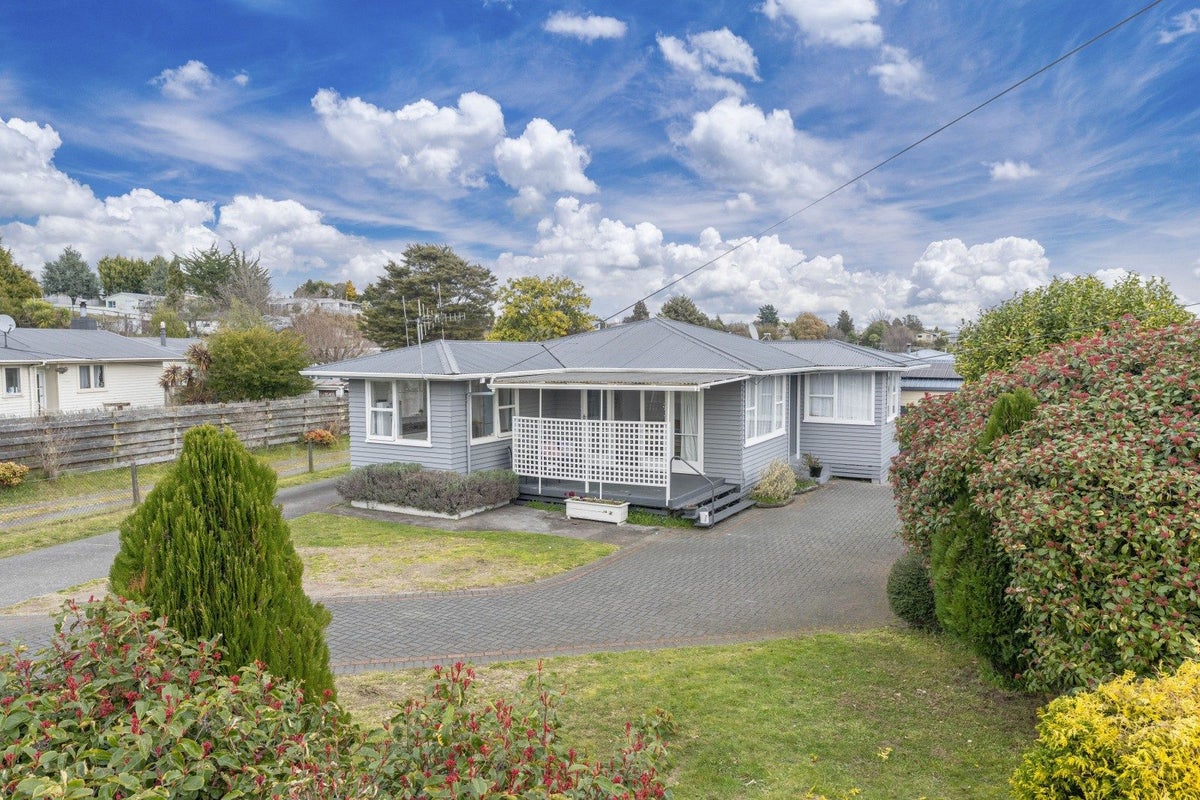 69 Elizabeth Street, Tauhara, Taupo - Carousel 1