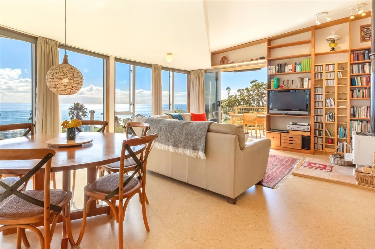 102 Trig Hill Road, Onetangi, Waiheke Island - Carousel 2