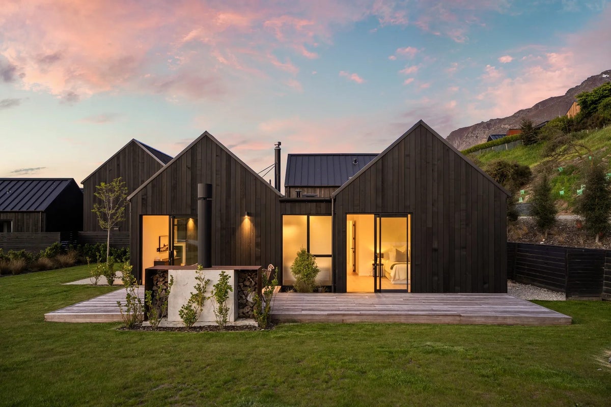7 McKenzies Shute, Jacks Point, Queenstown - Carousel 20