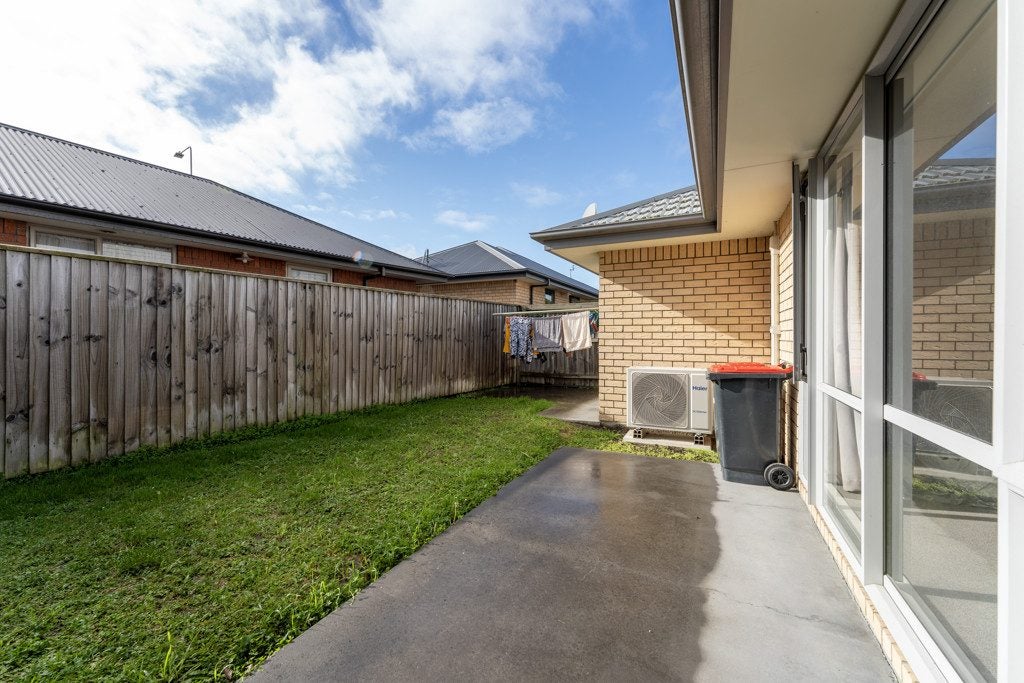 29 Hornbrook Street, Waltham, Christchurch - Carousel 2