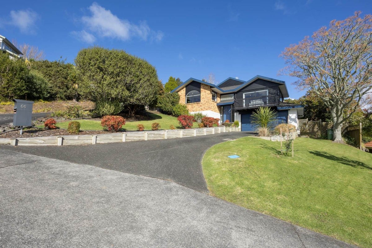 66 Bayside Drive, Browns Bay, Auckland - Carousel 2