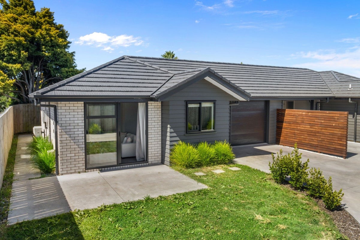 1136 Heaphy Terrace, Fairfield, Hamilton - Carousel 1