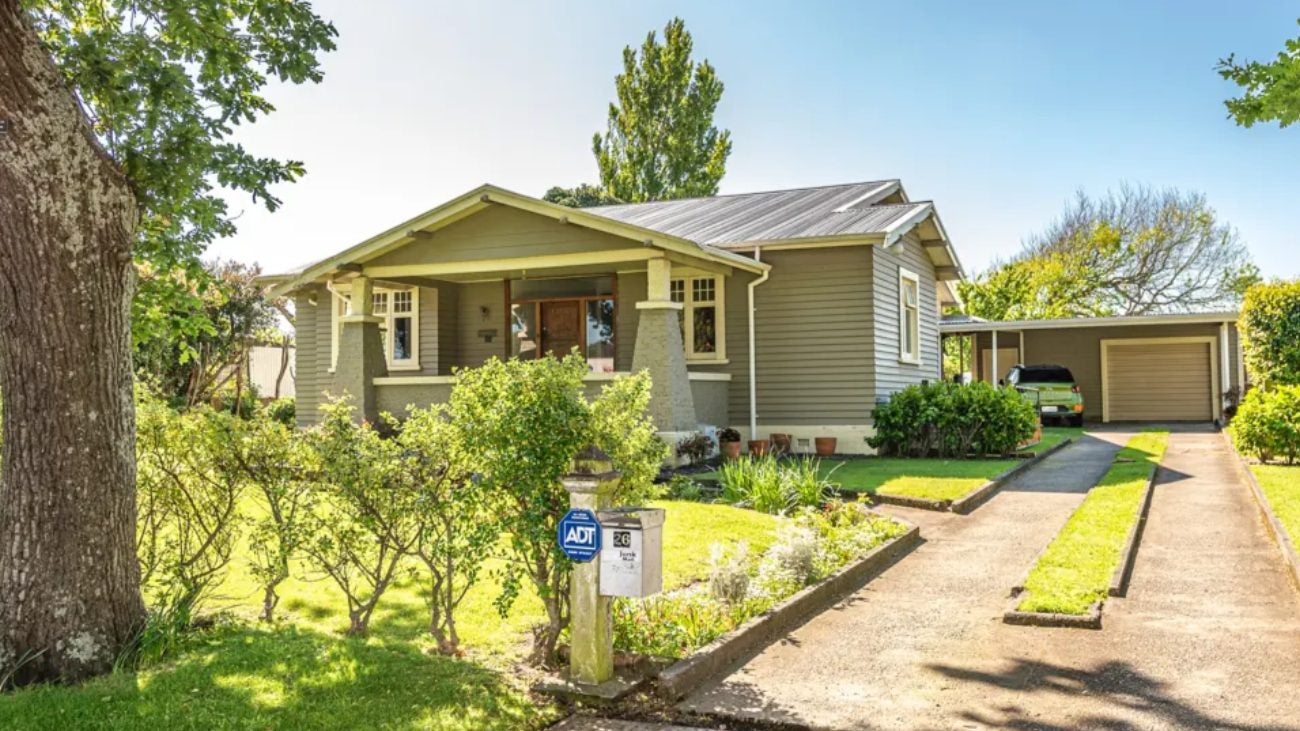 26 Heads Road, Gonville, Whanganui - Carousel 1