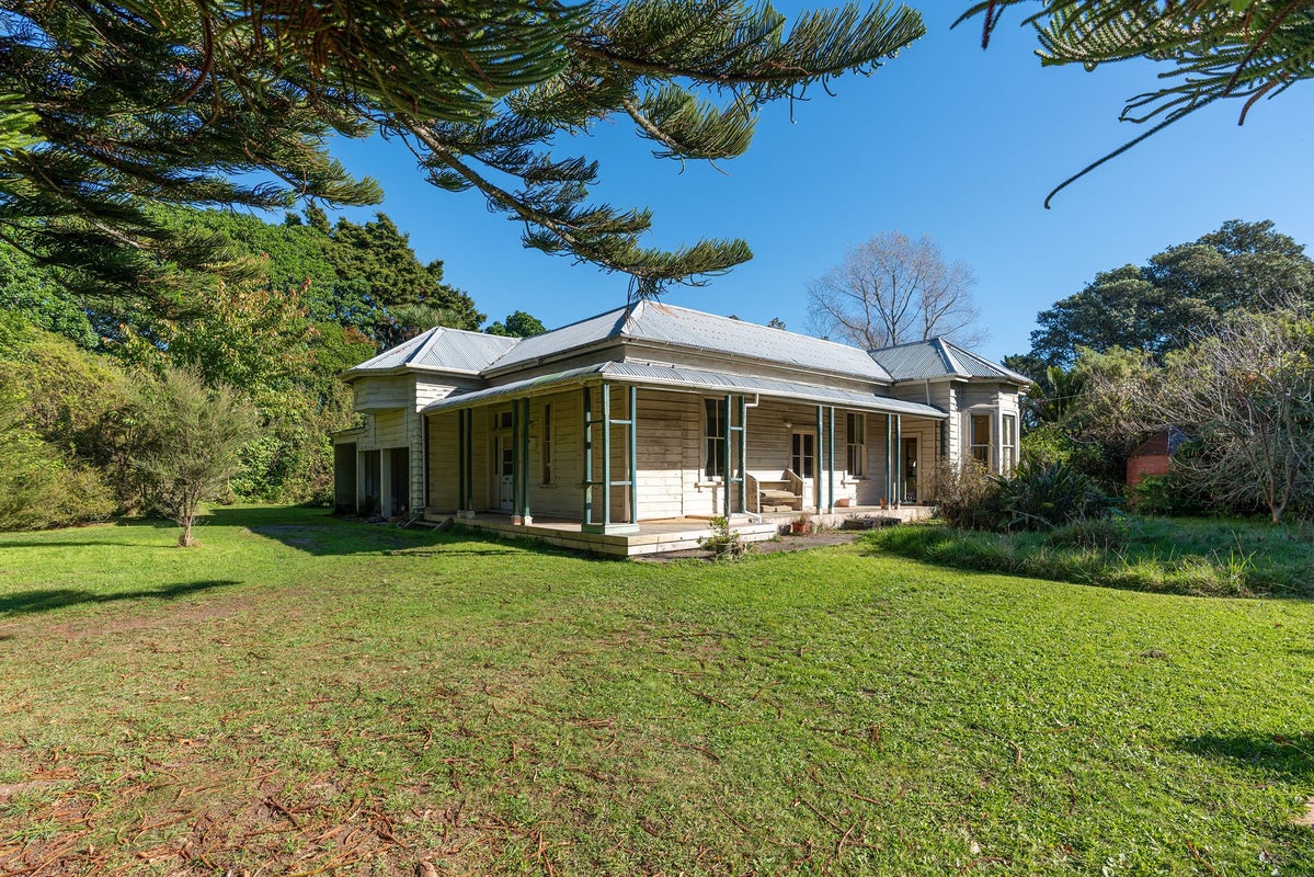 2 Atkins Road, Otaki, Otaki - Carousel 2