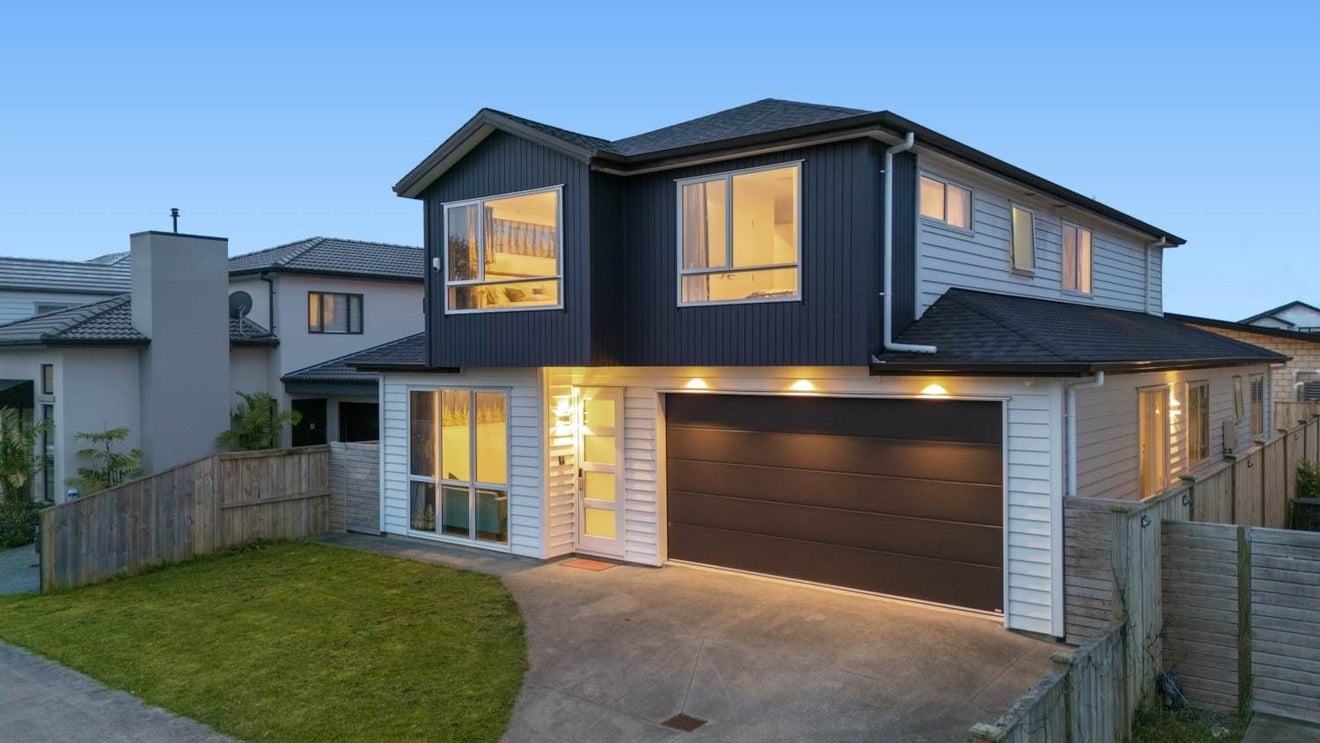 10 Makete Crescent, Hobsonville, Auckland - Carousel 1