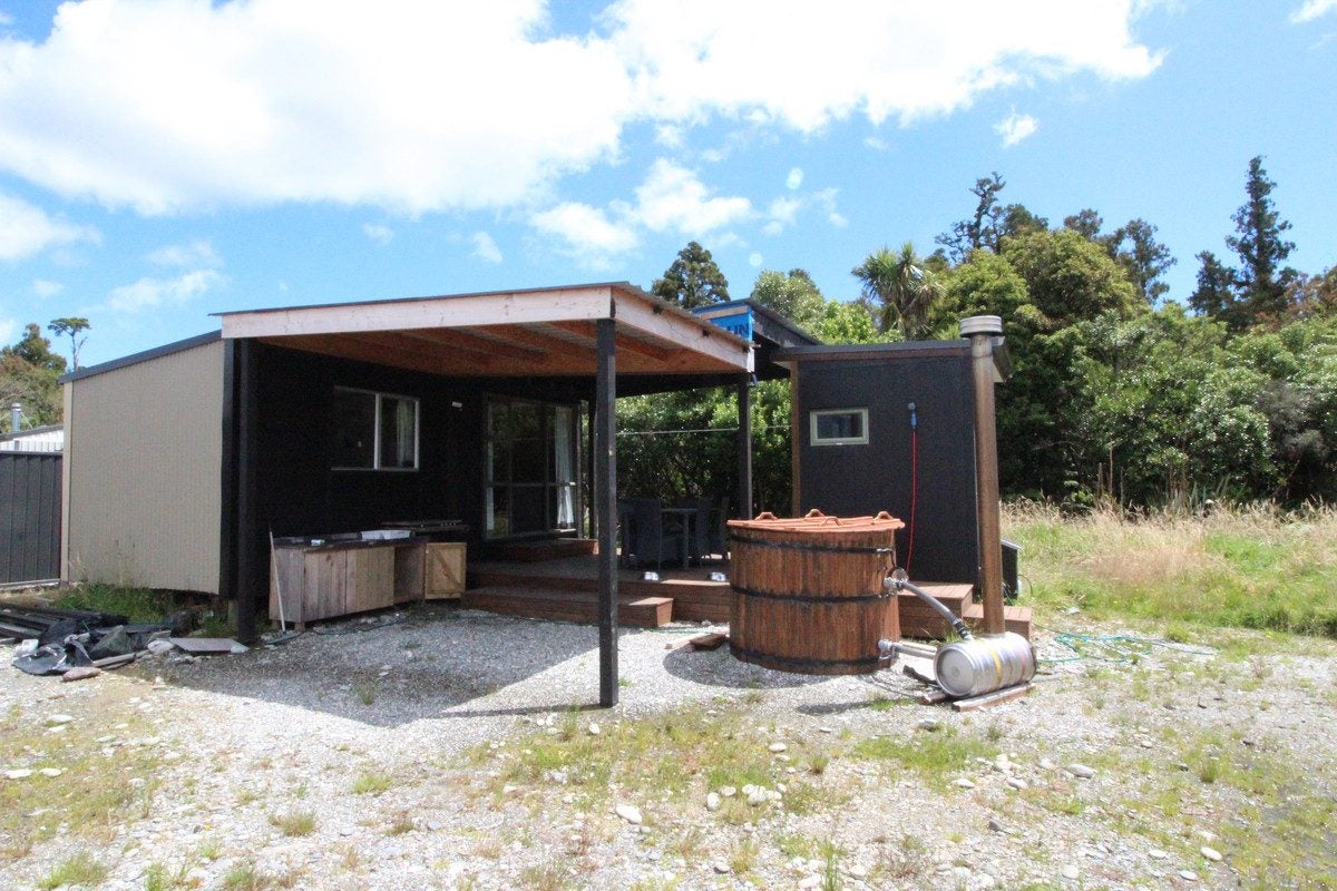 19 Nyhon Place, Haast - Carousel 2