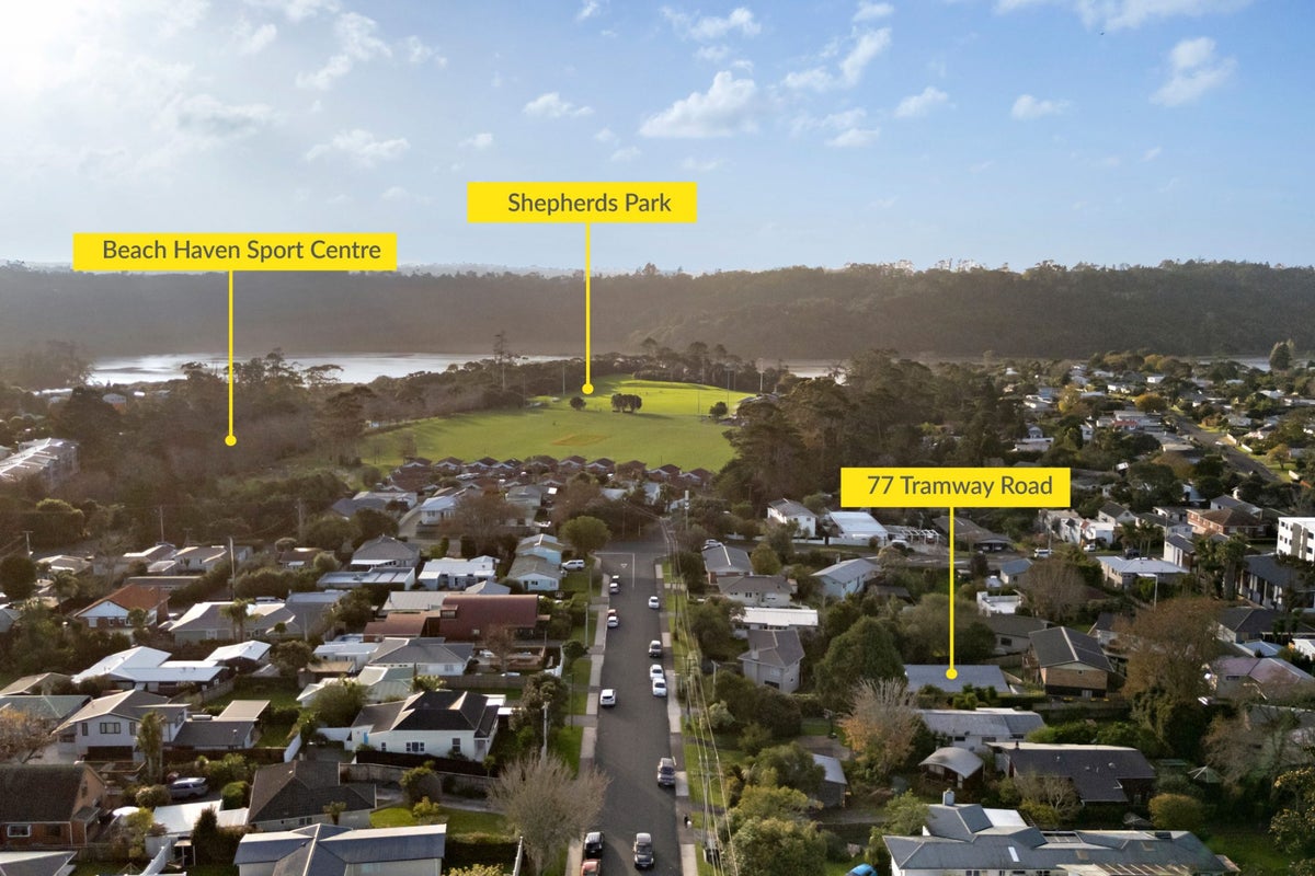 77 Tramway Road, Beach Haven, Auckland - Carousel 24