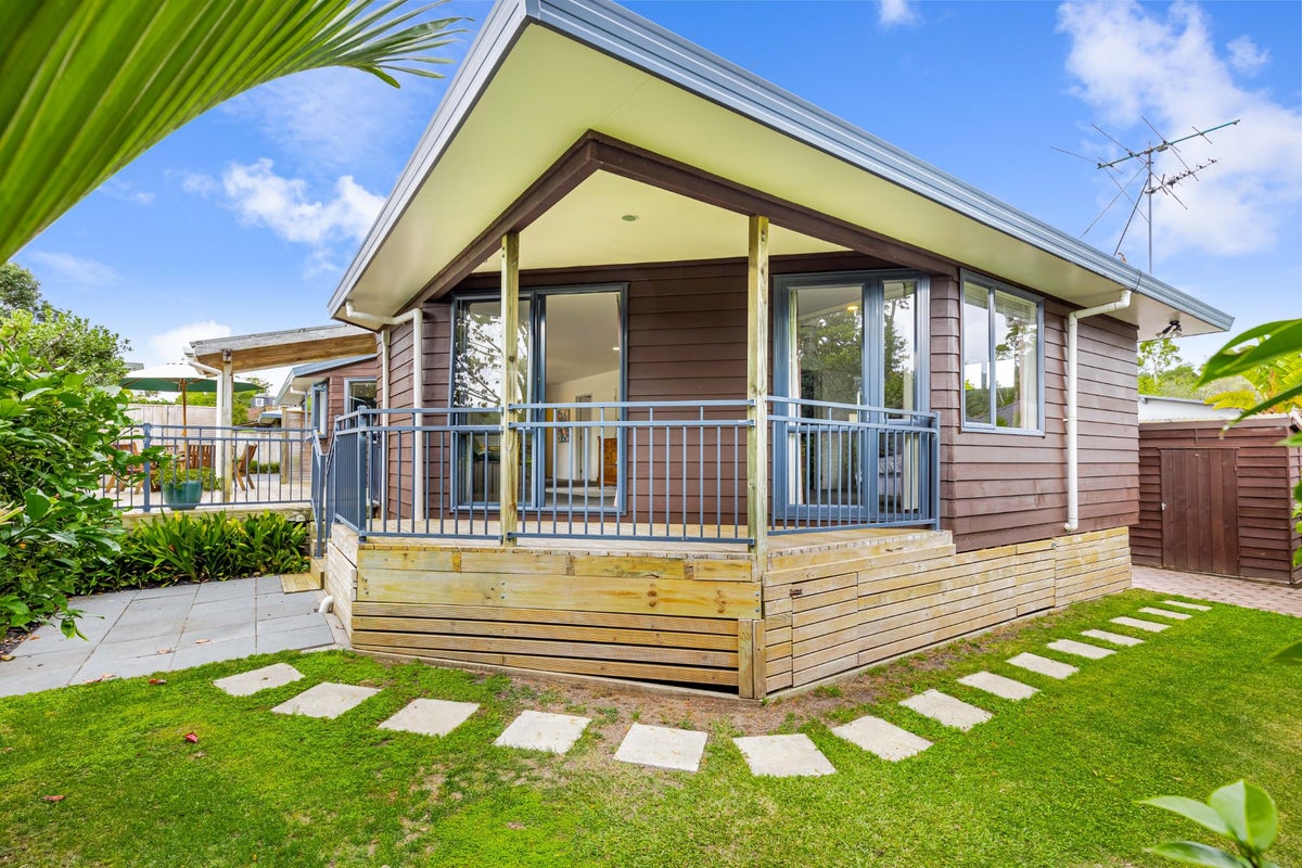 69C Konini Road, Titirangi, Auckland - Carousel 20