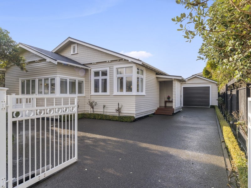 130 William Street, Petone, Lower Hutt - Carousel 2