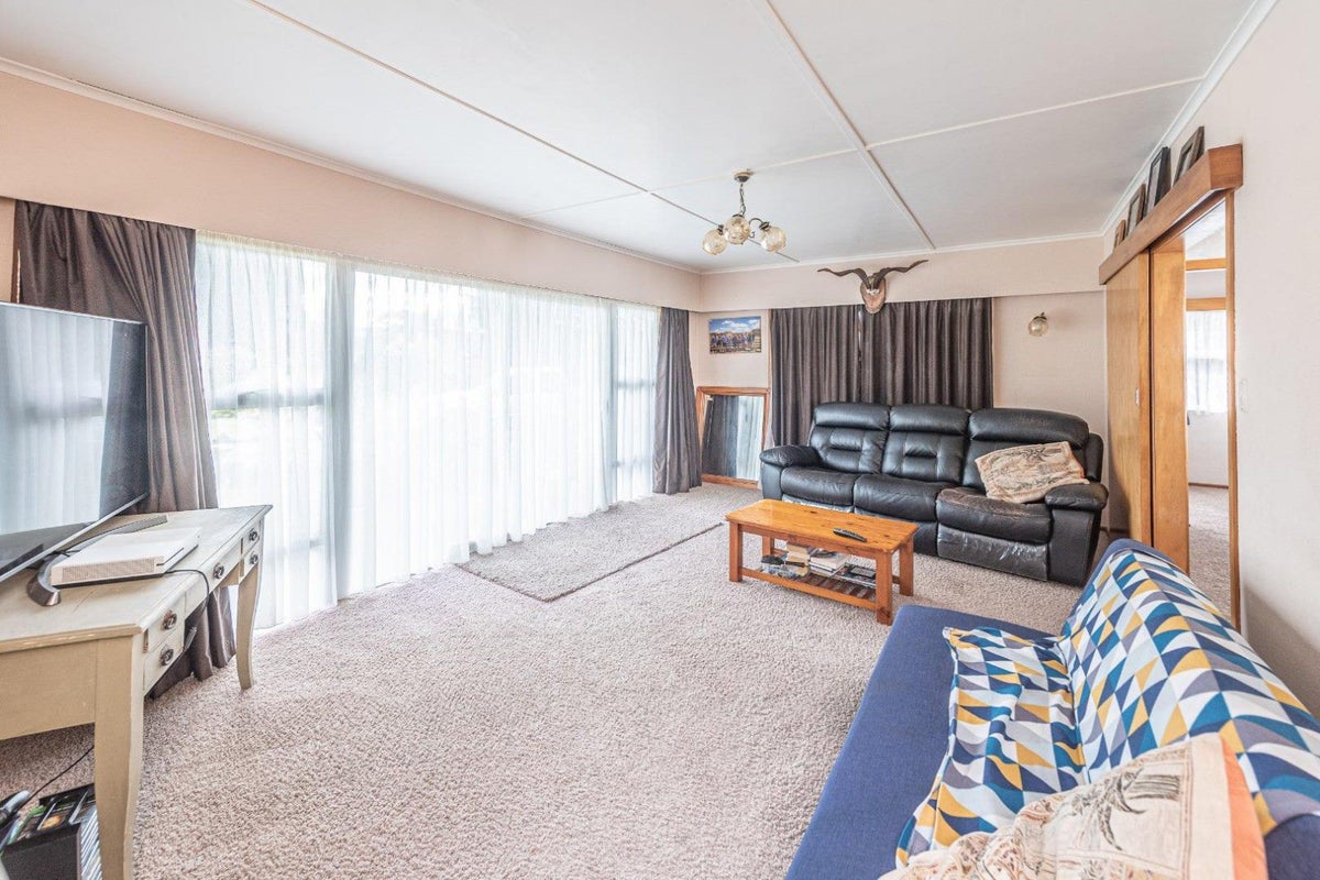 118 Riverbank Road, Okoia, Whanganui - Carousel 2