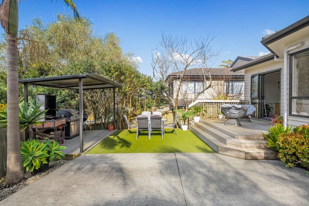 66 Saralee Drive, Manurewa, Manukau City, Auckland - Carousel 2