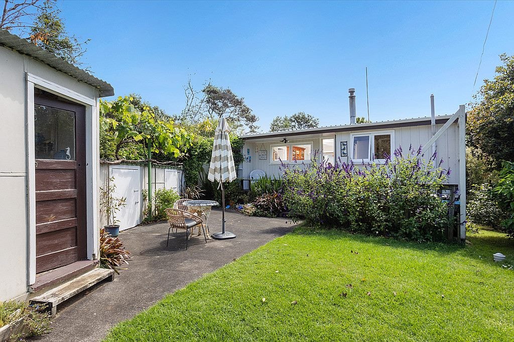 40 James Mcleod Road, Helensville - Carousel 2