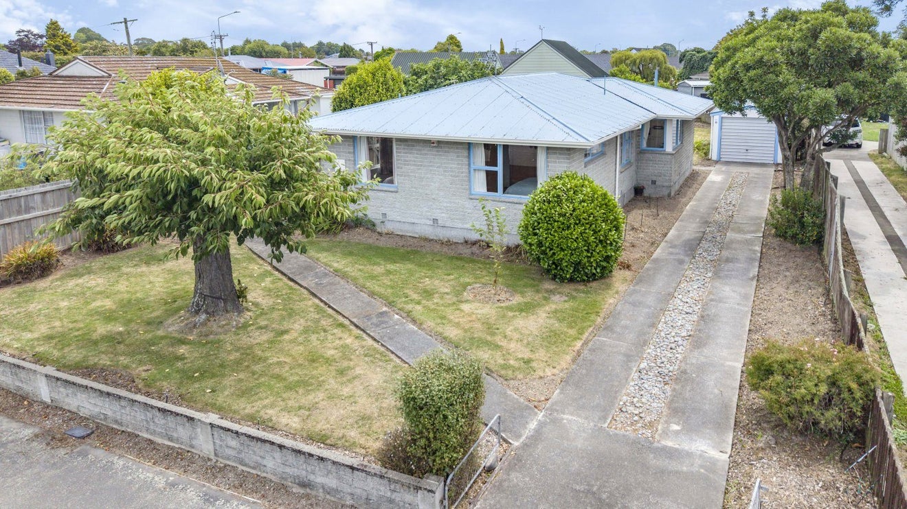 3 La Perouse Place, Northcote, Christchurch - Carousel 24