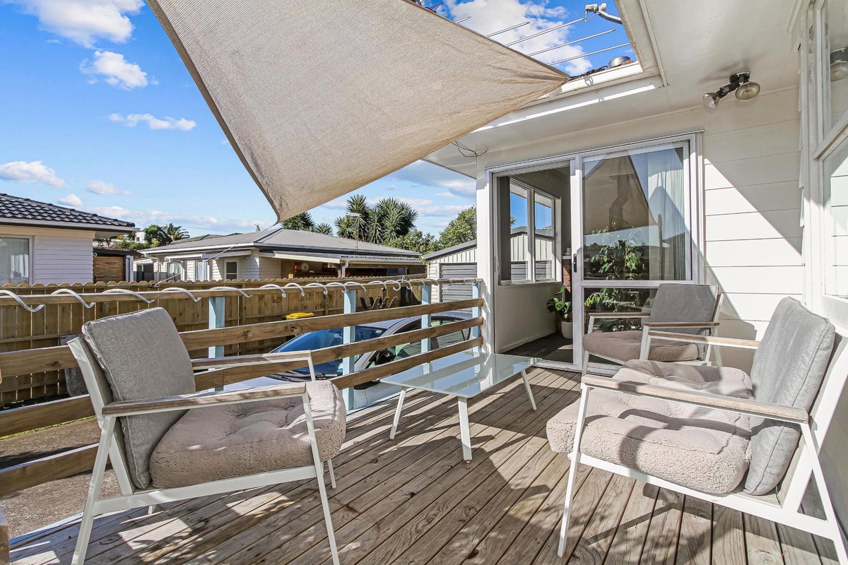 19 Wycherley Drive, Bucklands Beach, Auckland - Carousel 26