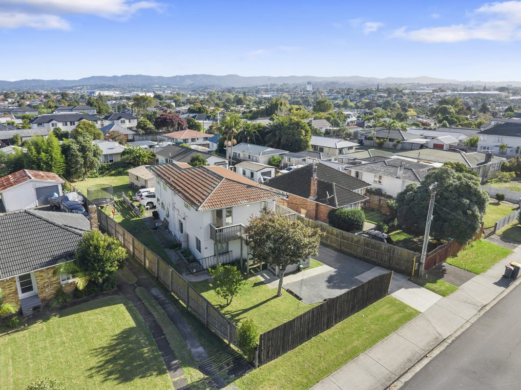 32 Strid Road, Te Atatu South, Auckland - Carousel 19