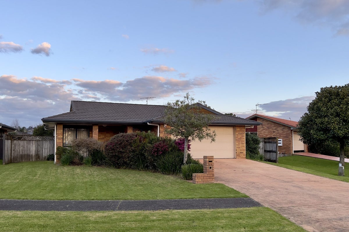 29 Millington Place, Huntington Park, Auckland - Carousel 1