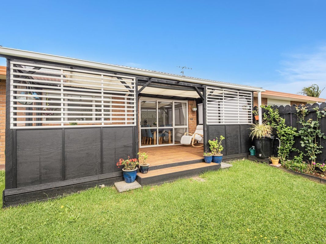 16 Elm Place, Tikipunga, Whangarei - Carousel 1
