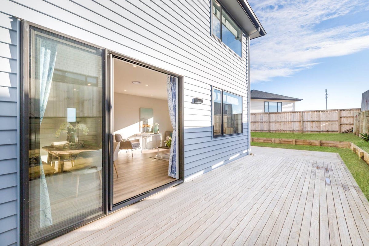 5 Coxton Lane, Pinehill, Auckland - Carousel 2