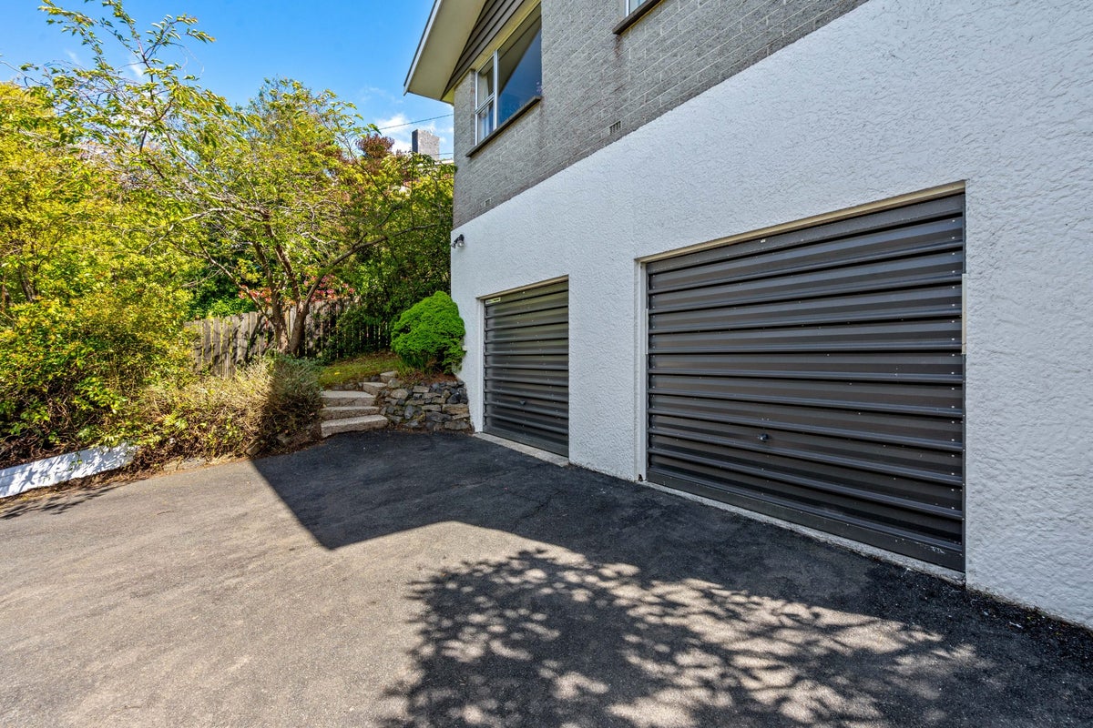 10 Larkins Street, Helensburgh, Dunedin - Carousel 25