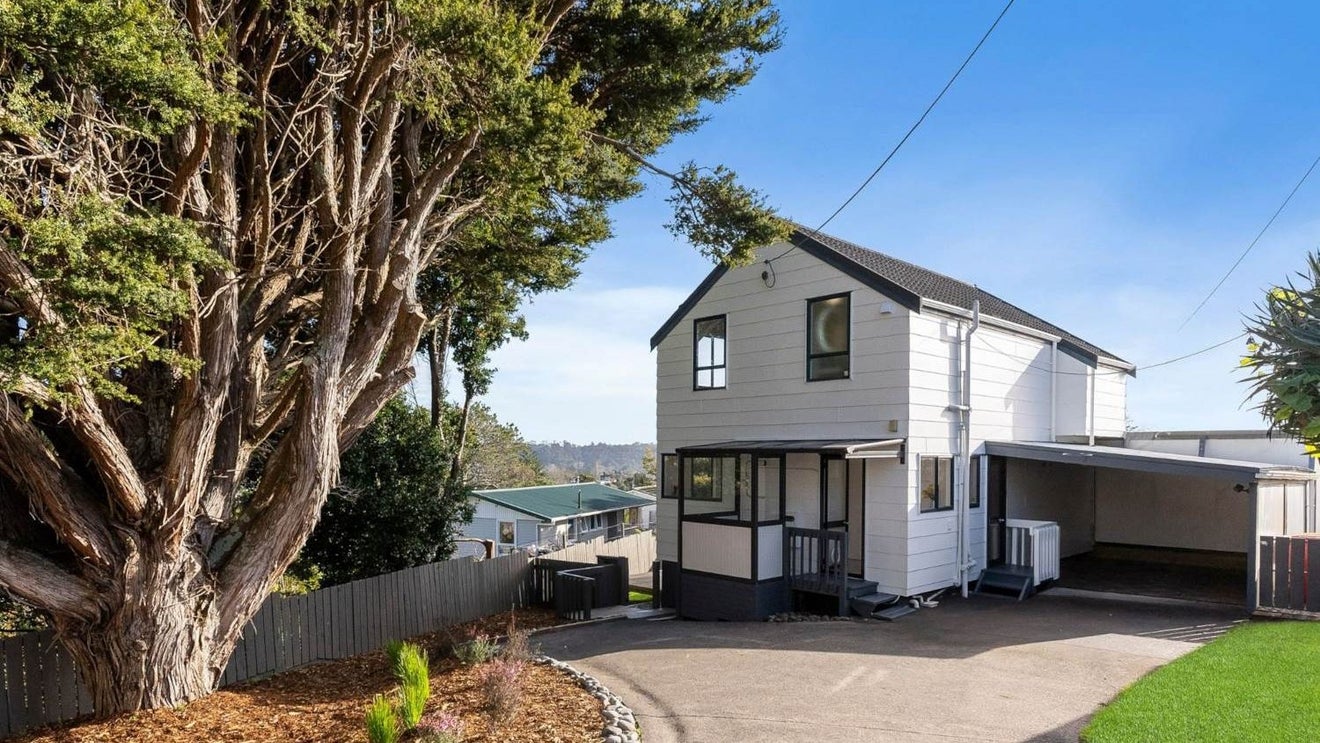 2/26 Salisbury Road, Birkdale, Auckland - Carousel 1