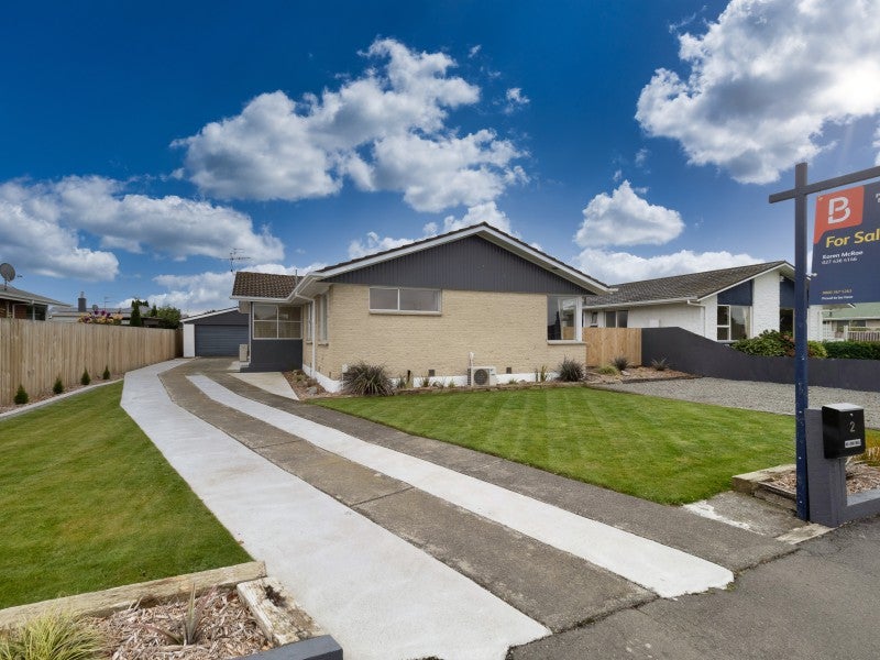 2 McElrea Place, Allenton, Ashburton - Carousel 1