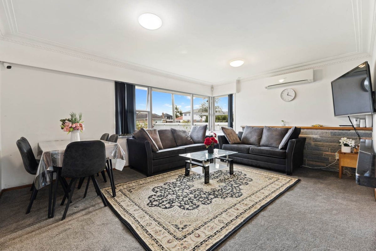 75 Motatau Road, Papatoetoe, Auckland - Carousel 2