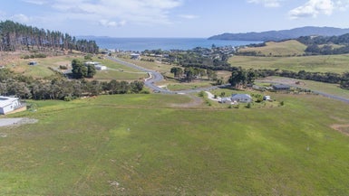 14 Amelie Place, Coopers Beach, Coopers Beach - Carousel 1
