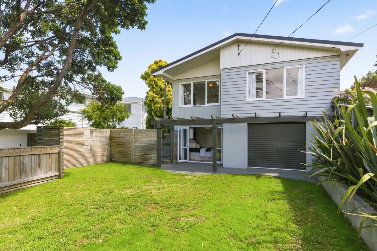 7 Whyte Street, Paraparaumu Beach, Paraparaumu - Carousel 50