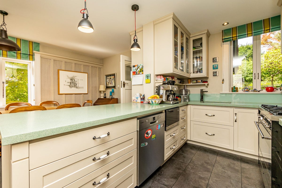 10 Nelson Terrace, Seaview, Timaru - Carousel 2