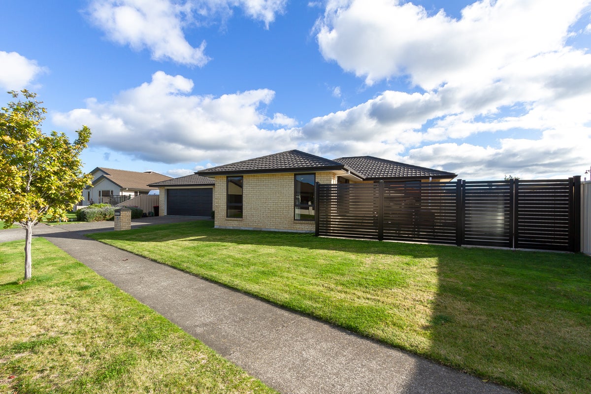 7 Pania Place, Poraiti, Napier - Carousel 2