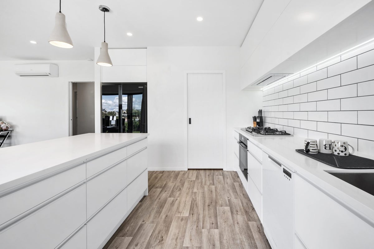 73D Thomas Crescent, Western Heights, Rotorua - Carousel 2