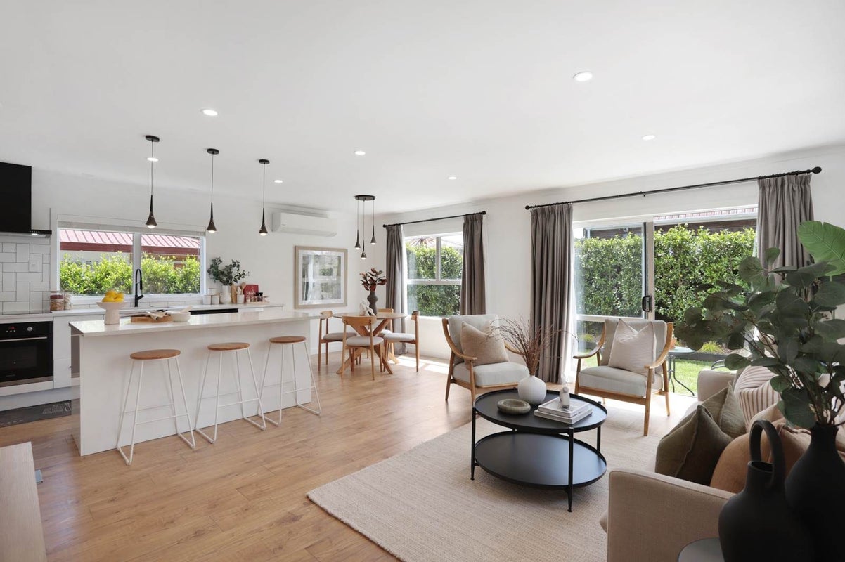 51B Canal Road, Avondale, Auckland - Carousel 2