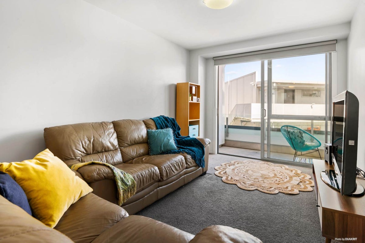 119/17 Link Cres, Stanmore Bay, Whangaparaoa - Carousel 1