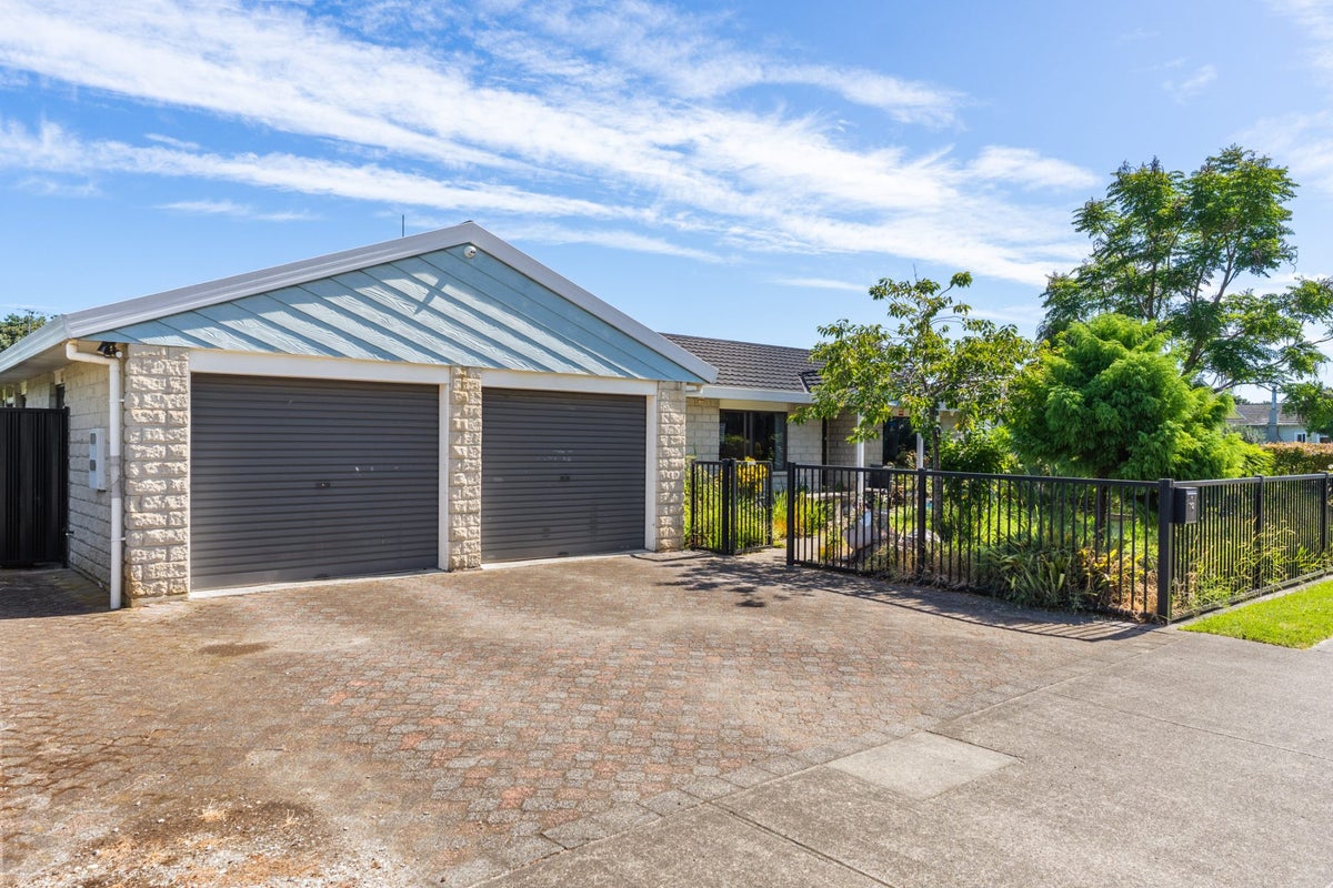 712 Aberdeen Road, Te Hapara, Gisborne - Carousel 1