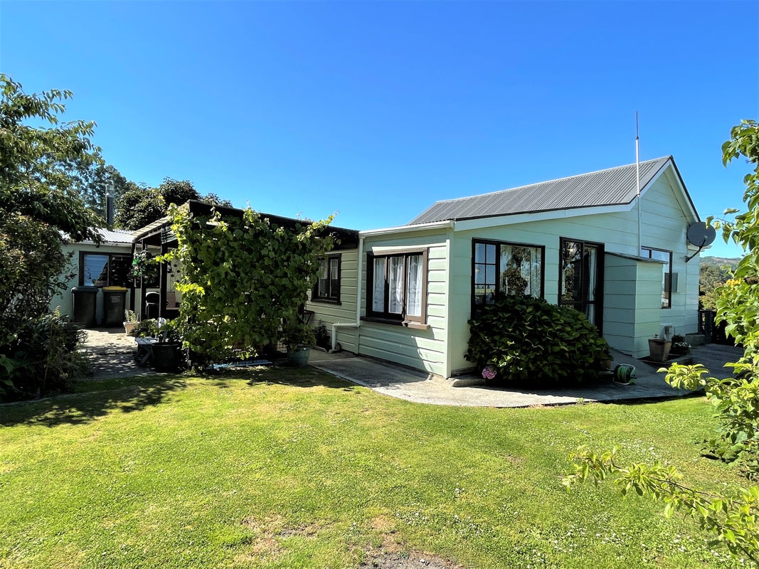 25 Cowes Street, Kaitangata, Kaitangata - Carousel 2