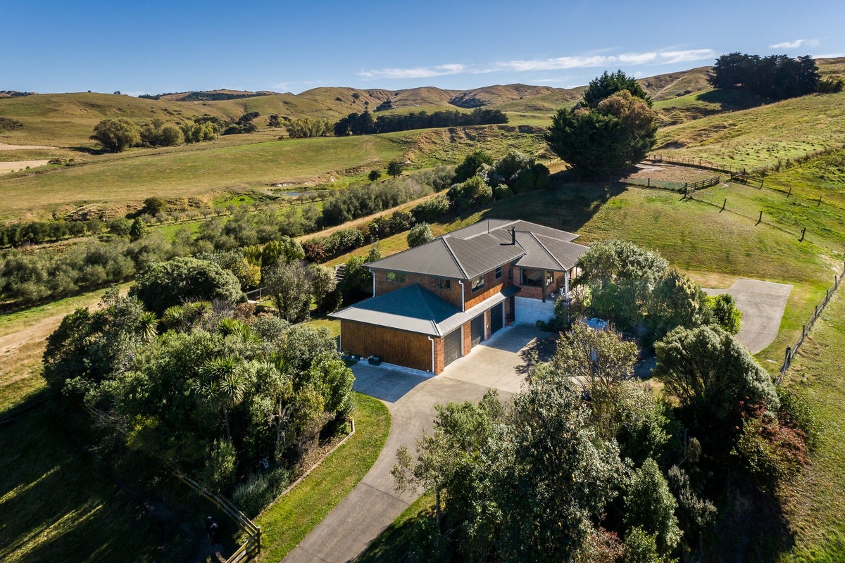 384 Dartmoor Road, Puketapu, Napier - Carousel 2