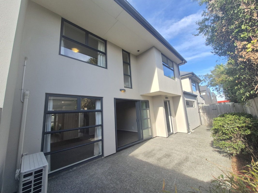 5B Rex Street, Riccarton, Christchurch - Carousel 16