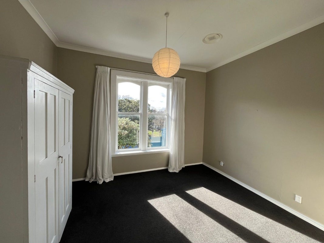 8 Boston Terrace, Aro Valley, Wellington - Carousel 1