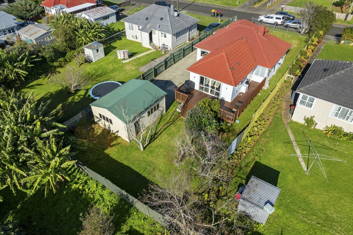 13 Ngarimu Road, Panmure, Auckland - Carousel 2