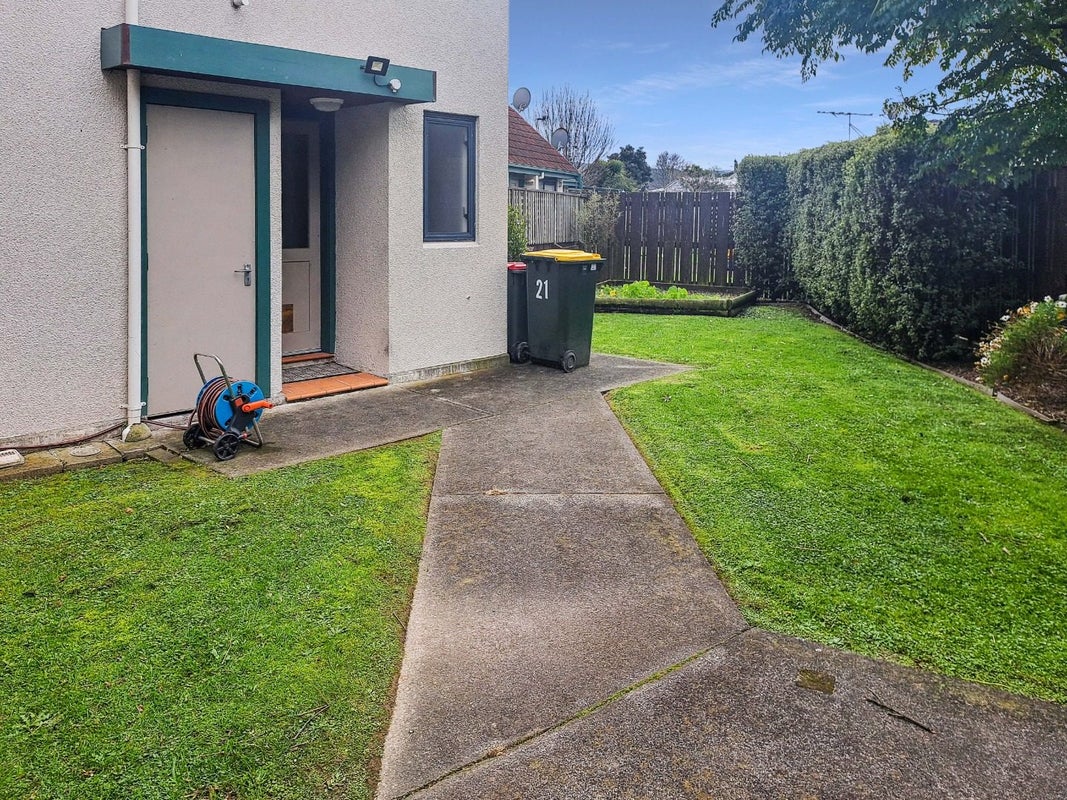 7/21 McBain Grove, Avalon, Lower Hutt - Carousel 12