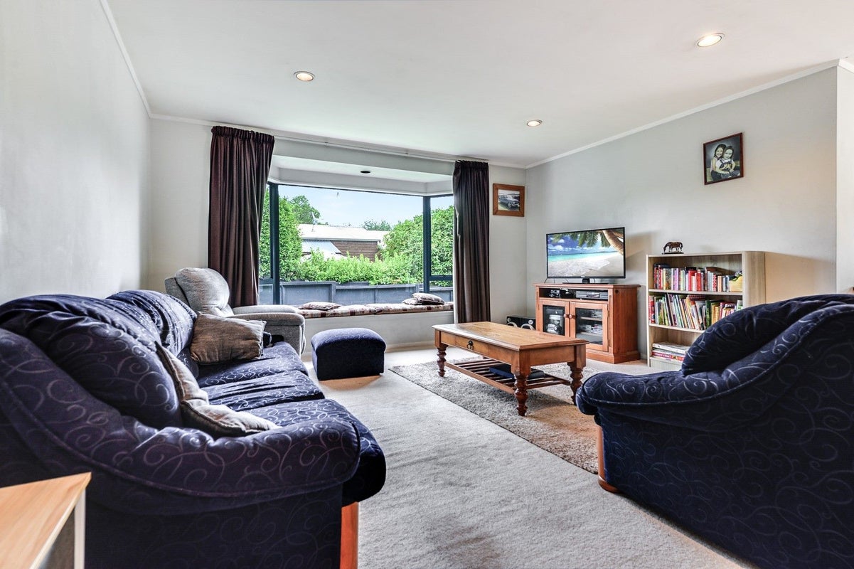 30 Ashley Street, St Andrews, Hamilton - Carousel 2