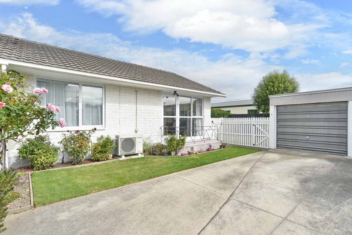 4/9 Division Street, Riccarton, Christchurch - Carousel 1