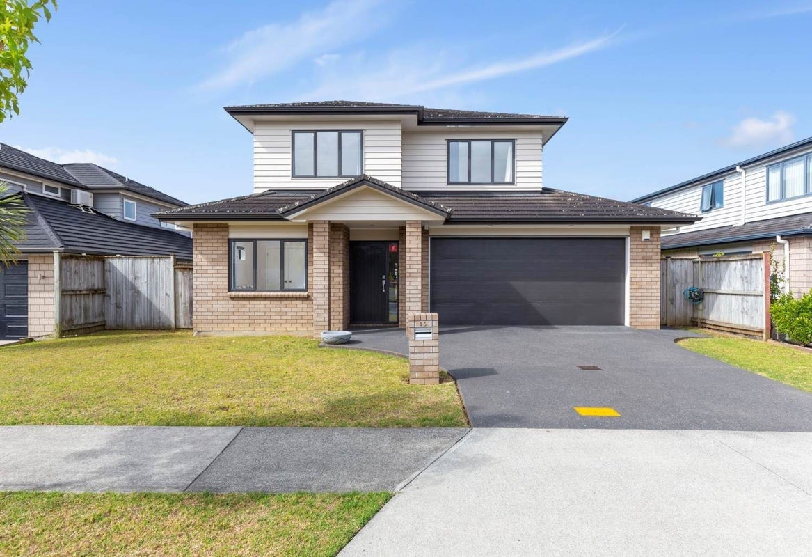 35 Silvana Drive, Flat Bush, Auckland - Carousel 1