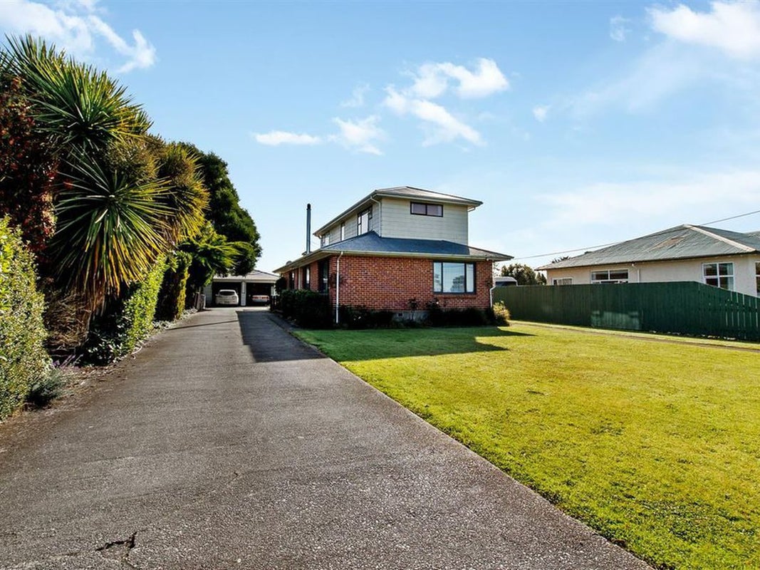 8 Massey Street, Waimate, Waimate - Carousel 22