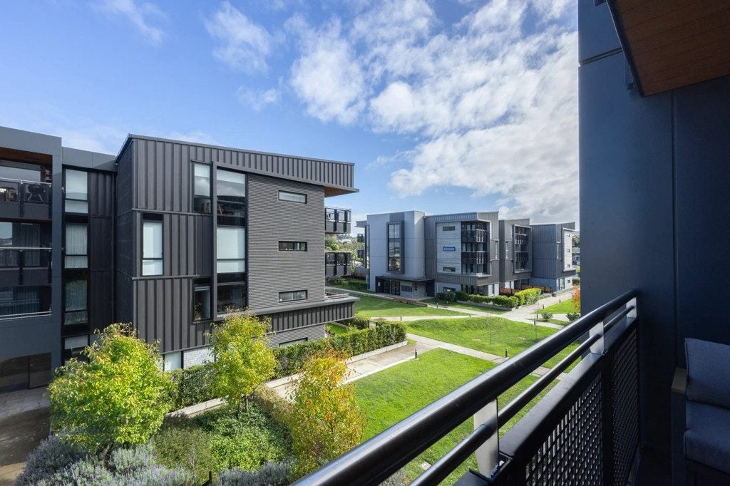306/64 Victoria Street, Onehunga, Auckland - Carousel 2
